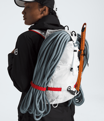 Summit Series Verto 18 Backpack